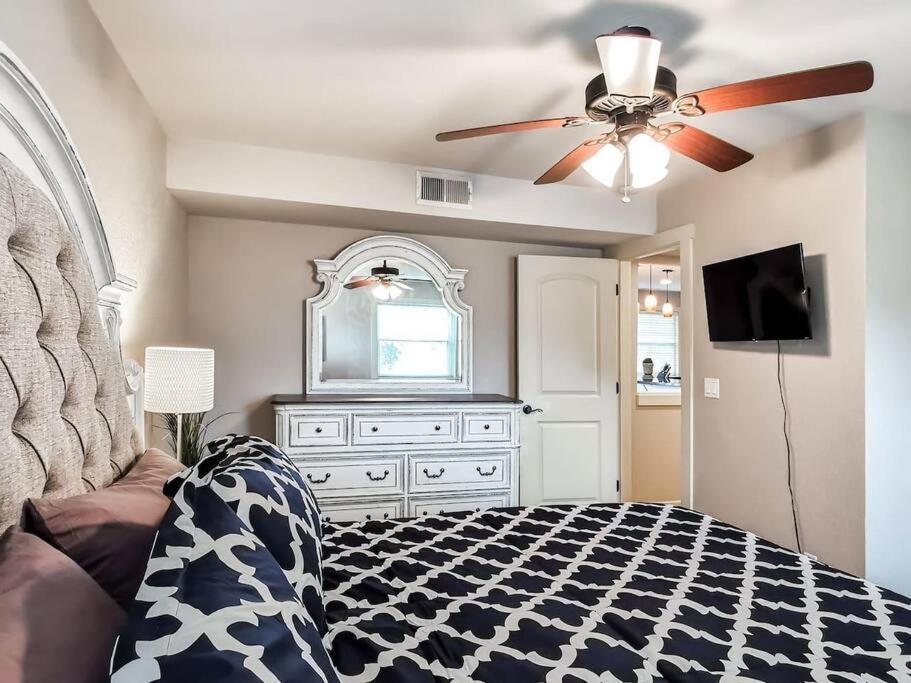 Amazing Locale 2Kingbr 1Bth Βίλα Κάνσας Σίτι Εξωτερικό φωτογραφία